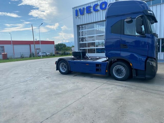 IVECO S-WAY-AS440S53T/FP LT Sattelzugmaschine+LIVING... - Τράκτορας: φωτογραφία 5 IVECO S-WAY-AS440S53T/FP LT Sattelzugmaschine+LIVING... - Τράκτορας: φωτογραφία 5
