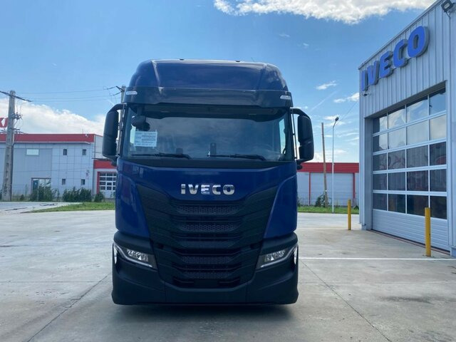 IVECO S-WAY-AS440S53T/FP LT Sattelzugmaschine+LIVING... - Τράκτορας: φωτογραφία 3 IVECO S-WAY-AS440S53T/FP LT Sattelzugmaschine+LIVING... - Τράκτορας: φωτογραφία 3