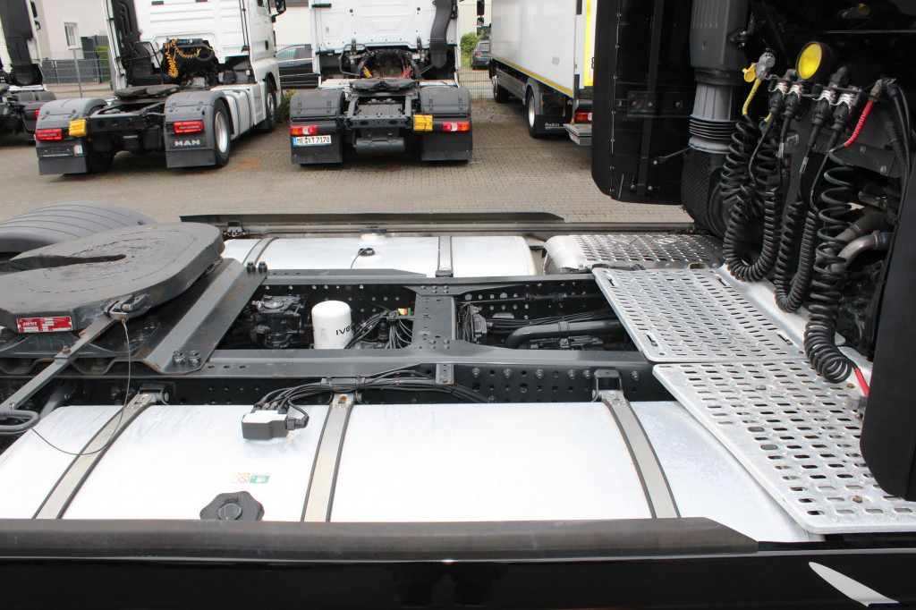 Iveco S-Way 480 Retarder Standklima 2Tanks Navi LED - Τράκτορας: φωτογραφία 2 Iveco S-Way 480 Retarder Standklima 2Tanks Navi LED - Τράκτορας: φωτογραφία 2