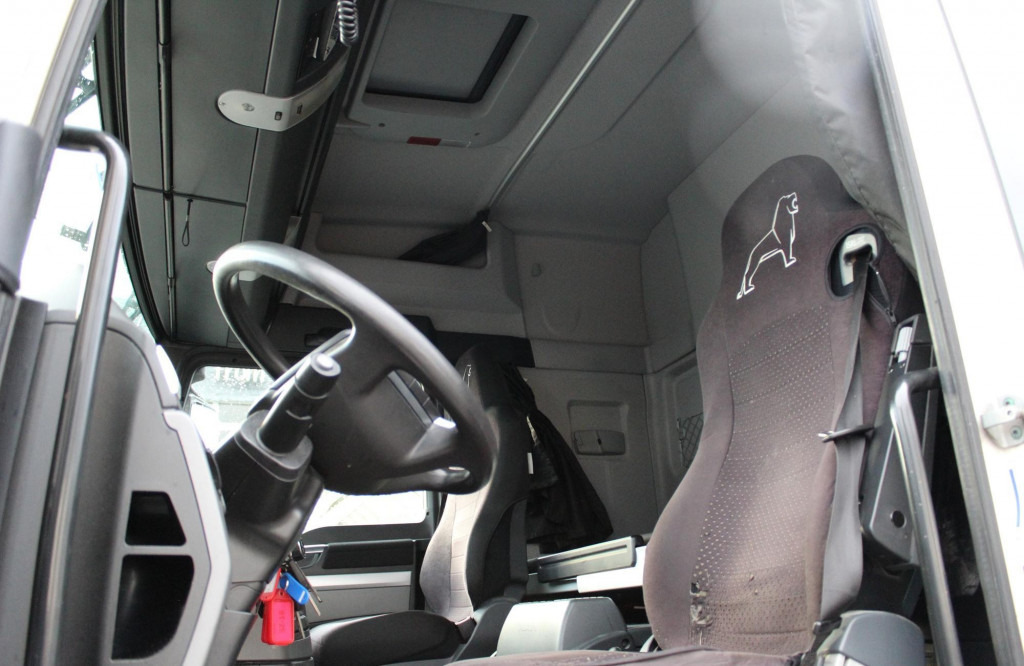 MAN TGX 18.480 E6 Retarder Kompressor Alufelgen Kühl - Τράκτορας: φωτογραφία 4 MAN TGX 18.480 E6 Retarder Kompressor Alufelgen Kühl - Τράκτορας: φωτογραφία 4