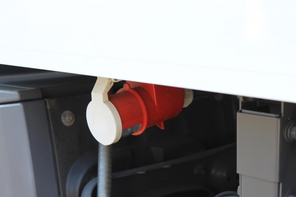 Mercedes-Benz Actros 1830 E6 TK T-1200R Multi Bi-Temp LBW AHK - Φορτηγό ψυγείο: φωτογραφία 4 Mercedes-Benz Actros 1830 E6 TK T-1200R Multi Bi-Temp LBW AHK - Φορτηγό ψυγείο: φωτογραφία 4