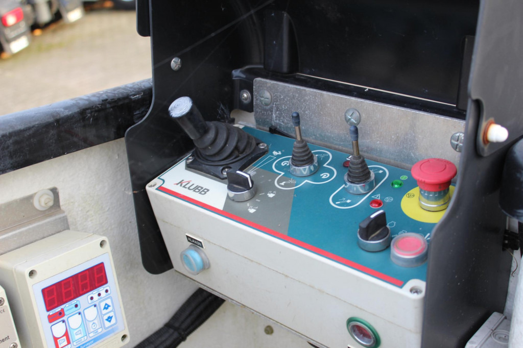 Renault Master Bühne KLUBB 11m 2 Personen Korb 200kg - Φορτηγό με εναέρια πλατφόρμα: φωτογραφία 4 Renault Master Bühne KLUBB 11m 2 Personen Korb 200kg - Φορτηγό με εναέρια πλατφόρμα: φωτογραφία 4