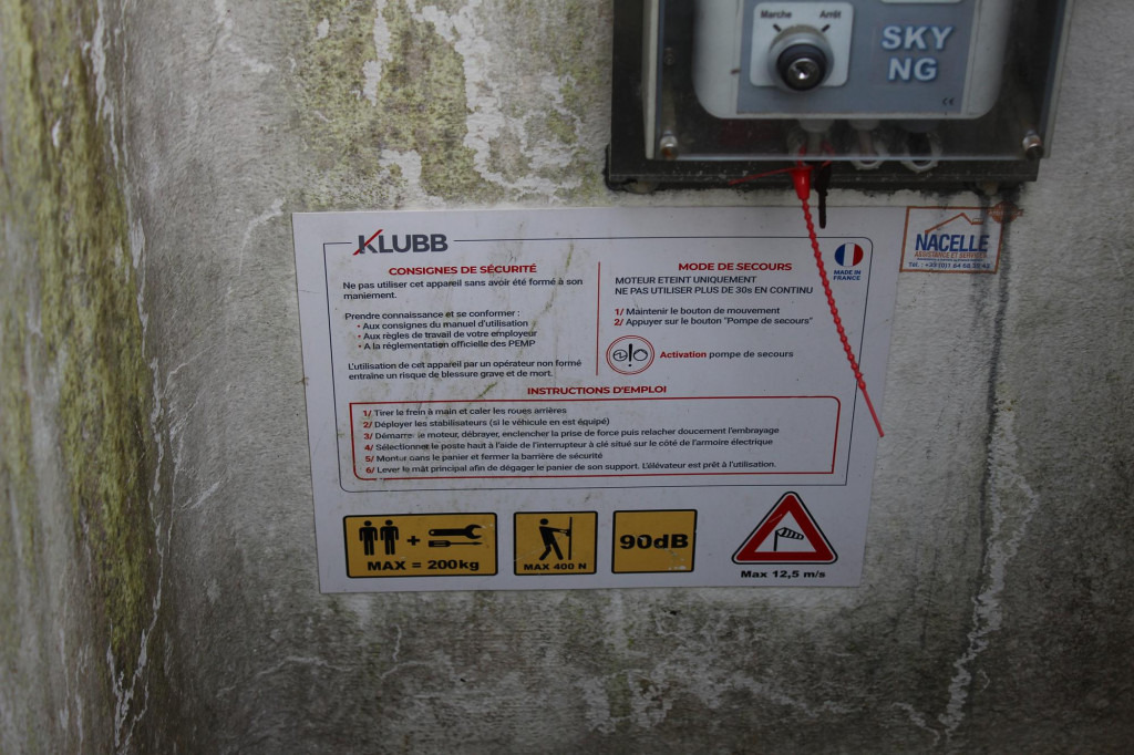 Renault Master Bühne KLUBB 11m 2 Personen Korb 200kg - Φορτηγό με εναέρια πλατφόρμα: φωτογραφία 3 Renault Master Bühne KLUBB 11m 2 Personen Korb 200kg - Φορτηγό με εναέρια πλατφόρμα: φωτογραφία 3