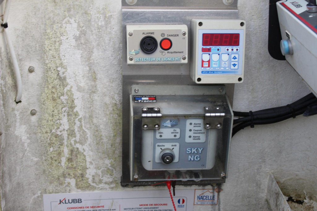 Renault Master Bühne KLUBB 11m 2 Personen Korb 200kg - Φορτηγό με εναέρια πλατφόρμα: φωτογραφία 2 Renault Master Bühne KLUBB 11m 2 Personen Korb 200kg - Φορτηγό με εναέρια πλατφόρμα: φωτογραφία 2