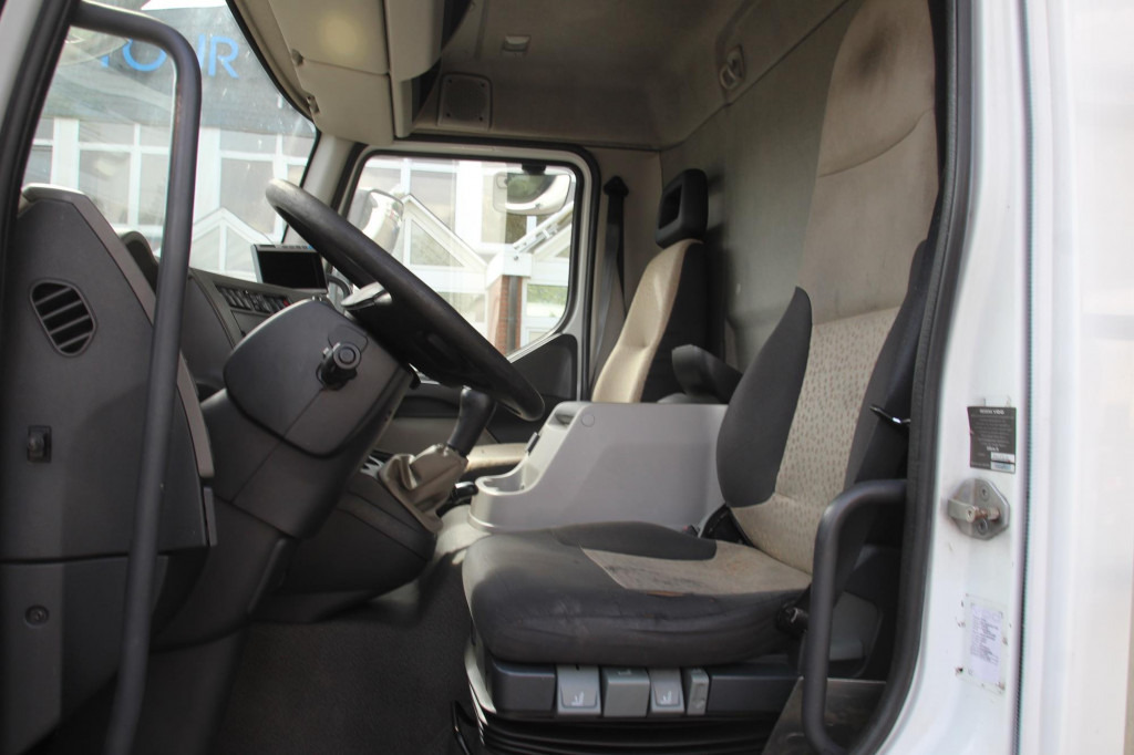 Renault Midlum 220 E5 CS 850 Strom LBW Seiten Tür FRC - Φορτηγό: φωτογραφία 2 Renault Midlum 220 E5 CS 850 Strom LBW Seiten Tür FRC - Φορτηγό: φωτογραφία 2