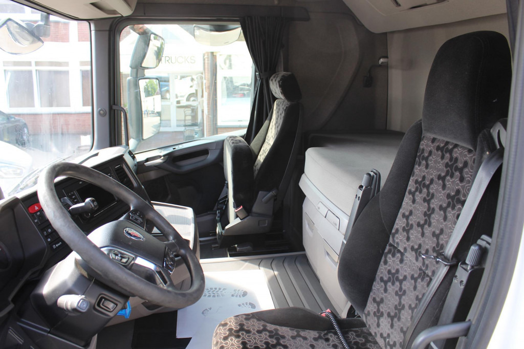 Scania R 500 Retarder LDWS Kühlbox 2 Tanks Navi - Τράκτορας: φωτογραφία 4 Scania R 500 Retarder LDWS Kühlbox 2 Tanks Navi - Τράκτορας: φωτογραφία 4