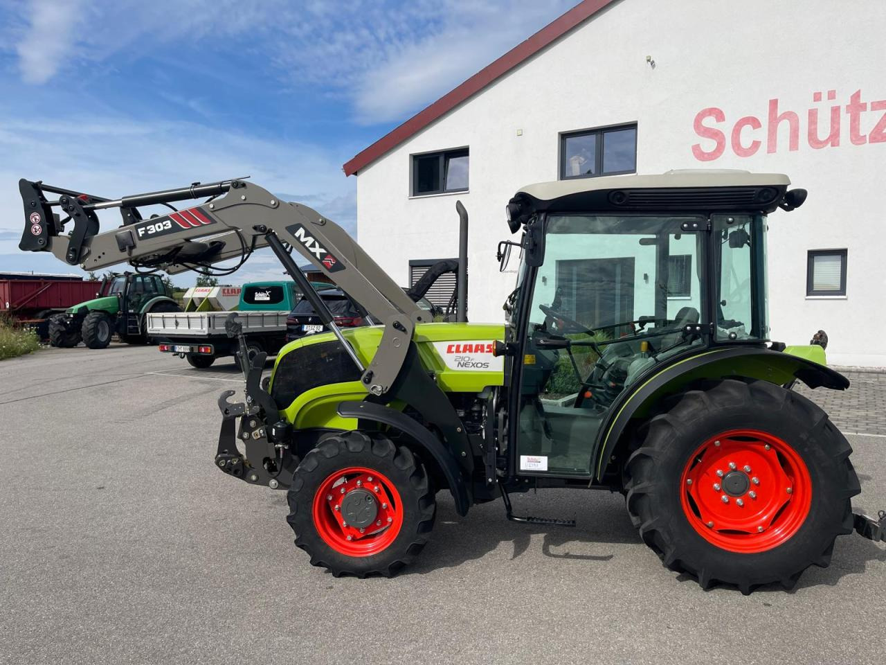 CLAAS Nexos 210 mit Frontlader, 236Bh, FZW, NEUWERTIG! - Τρακτέρ: φωτογραφία 2 CLAAS Nexos 210 mit Frontlader, 236Bh, FZW, NEUWERTIG! - Τρακτέρ: φωτογραφία 2