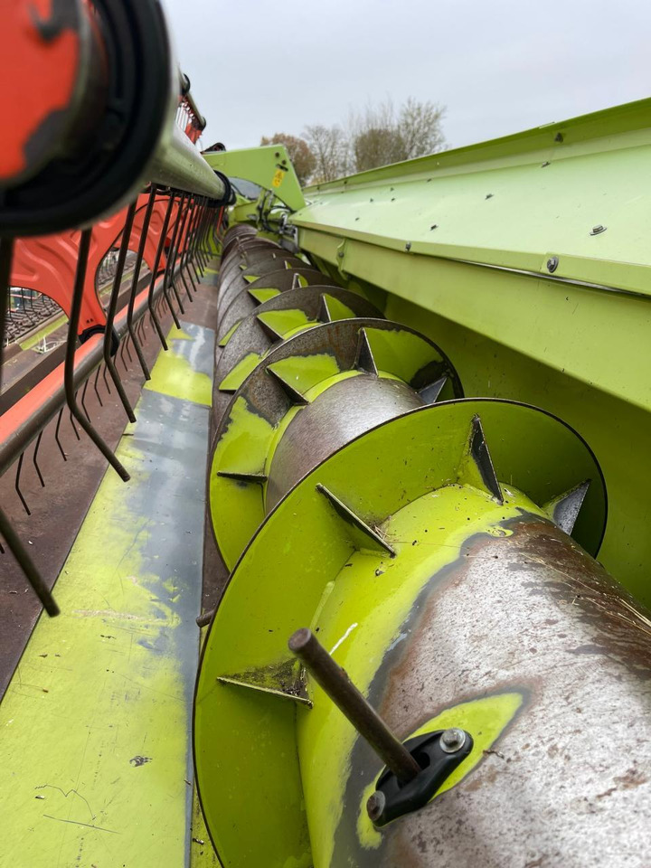 Θεριζοαλωνιστική μηχανή - κεφαλή CLAAS Schneidwerk V1050 inkl. Raps, Bj. 2008: φωτογραφία 11