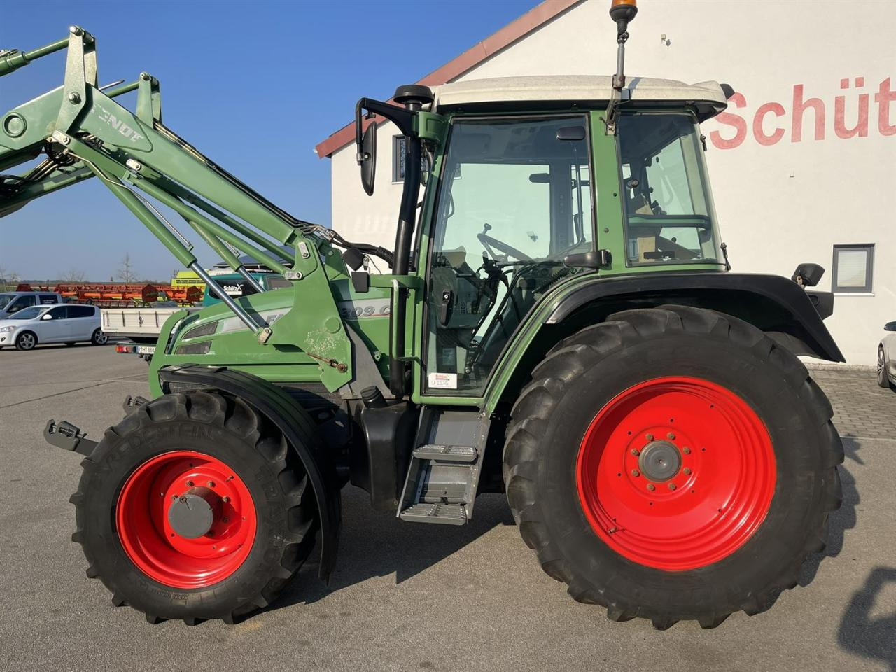 Fendt 309 Ci mit Frontlader, FKH, DL, Klima, 8250Bh - Τρακτέρ: φωτογραφία 3 Fendt 309 Ci mit Frontlader, FKH, DL, Klima, 8250Bh - Τρακτέρ: φωτογραφία 3
