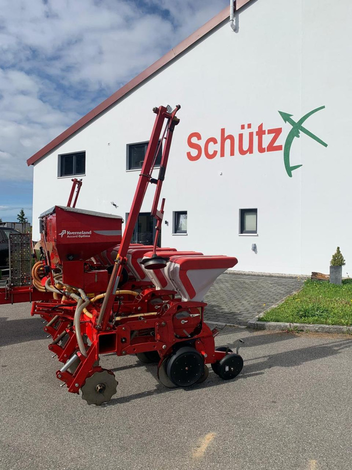 Kverneland Optima HD, mechanischer Antrieb, Reihendüngerstreuer, Visio - Säüberwachung, Baujahr 2007 - Σπαρτική μηχανή ακριβείας: φωτογραφία 3 Kverneland Optima HD, mechanischer Antrieb, Reihendüngerstreuer, Visio - Säüberwachung, Baujahr 2007 - Σπαρτική μηχανή ακριβείας: φωτογραφία 3