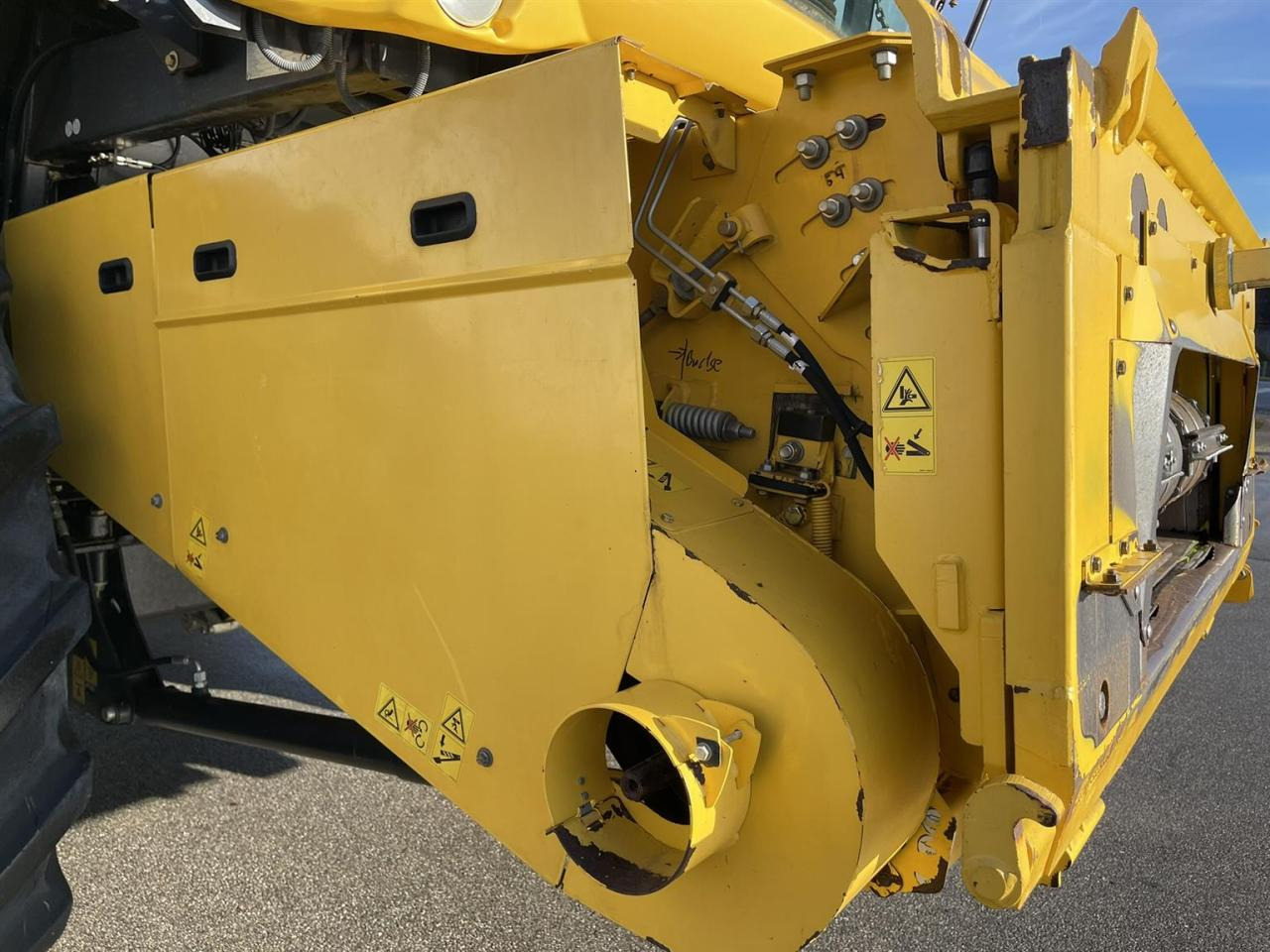 Θεριζοαλωνιστική μηχανή New Holland CR9080 Elevation Allrad: φωτογραφία 12