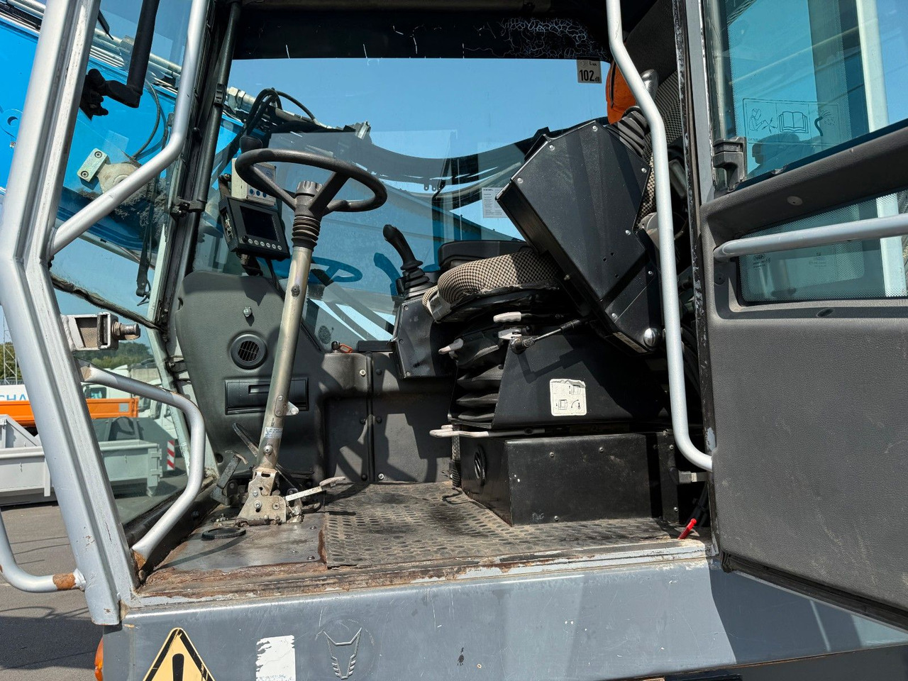 Fuchs MHL 331 - Τροχοφόρος εκσκαφέας: φωτογραφία 4 Fuchs MHL 331 - Τροχοφόρος εκσκαφέας: φωτογραφία 4
