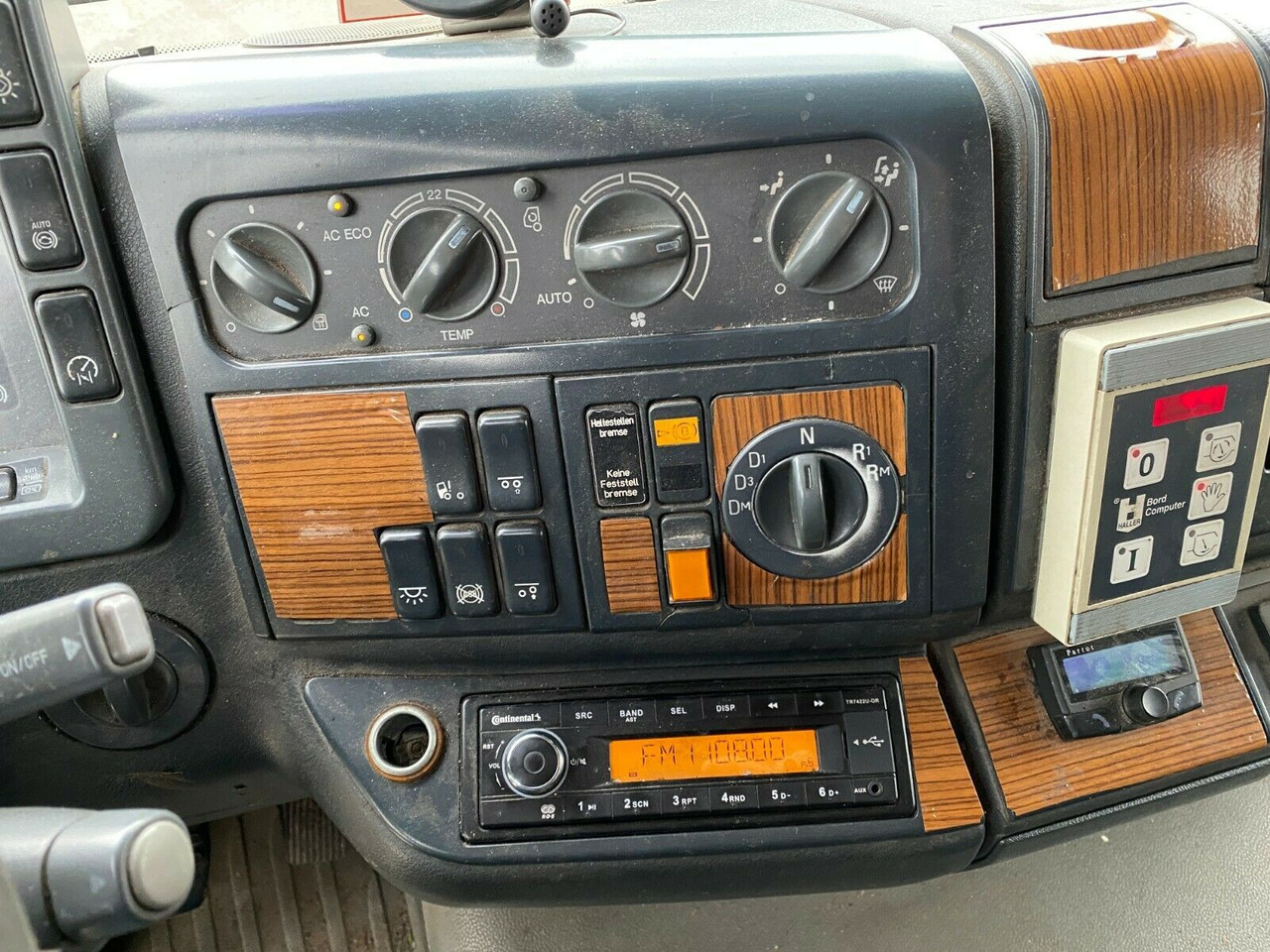 Απορριμματοφόρο MAN TGA 28.310 6x2 Haller X 2 Partikelfilter MAN TGA 28.310 6x2 Haller X 2 Partikelfilter: φωτογραφία 10 Απορριμματοφόρο MAN TGA 28.310 6x2 Haller X 2 Partikelfilter MAN TGA 28.310 6x2 Haller X 2 Partikelfilter: φωτογραφία 10