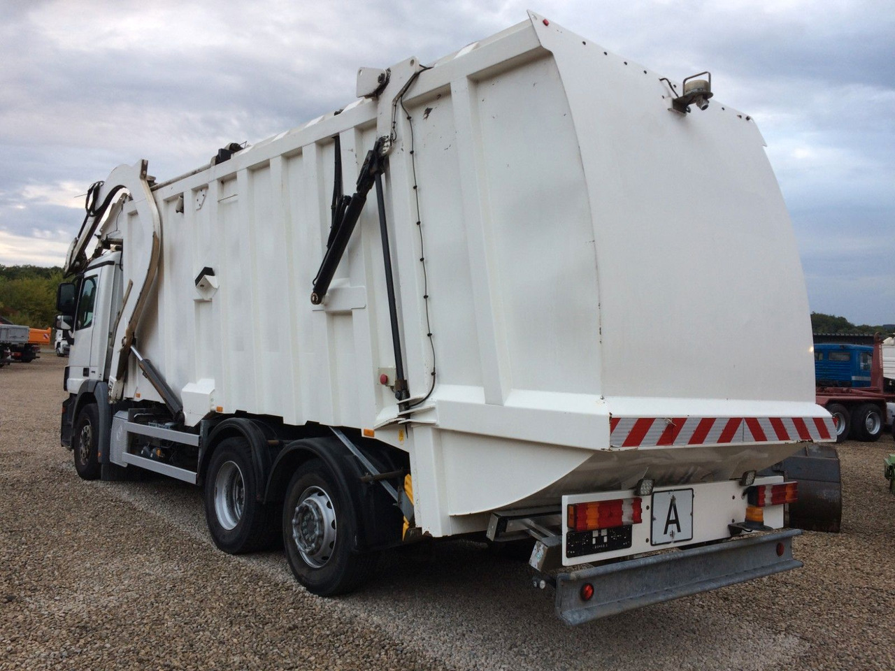 Mercedes-Benz Actros 2532 MP 3 Faun Frontlader 533 Waage Mercedes-Benz Actros 2532 MP 3 Faun Frontlader 533 Waage - Απορριμματοφόρο: φωτογραφία 2 Mercedes-Benz Actros 2532 MP 3 Faun Frontlader 533 Waage Mercedes-Benz Actros 2532 MP 3 Faun Frontlader 533 Waage - Απορριμματοφόρο: φωτογραφία 2