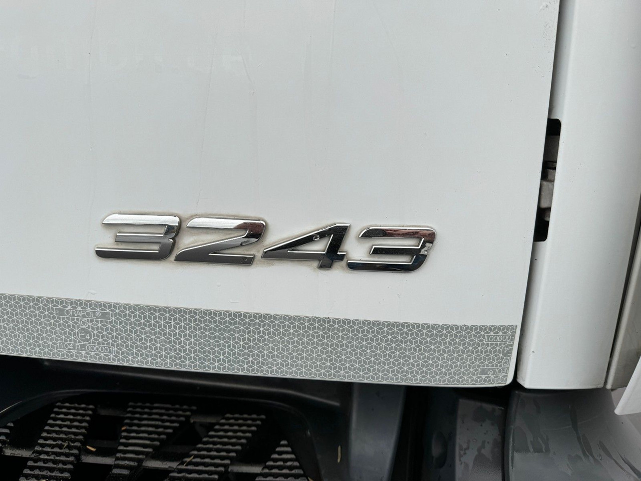 Mercedes-Benz Arocs 3243 8x2 Mercedes-Benz Arocs 3243 8x2 - Φορτηγό σασί: φωτογραφία 3 Mercedes-Benz Arocs 3243 8x2 Mercedes-Benz Arocs 3243 8x2 - Φορτηγό σασί: φωτογραφία 3