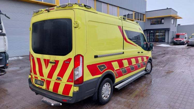 FORD TRANSIT 2,0TDI AMBULANCE KLIMA 1.2018 EURO 6, 3 UNITS - Ασθενοφόρο: φωτογραφία 3 FORD TRANSIT 2,0TDI AMBULANCE KLIMA 1.2018 EURO 6, 3 UNITS - Ασθενοφόρο: φωτογραφία 3