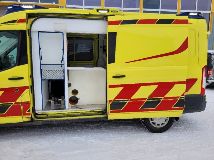 FORD TRANSIT 2,0TDI AMBULANCE KLIMA 4.2018 EURO 6, 3 UNITS - Ασθενοφόρο: φωτογραφία 4 FORD TRANSIT 2,0TDI AMBULANCE KLIMA 4.2018 EURO 6, 3 UNITS - Ασθενοφόρο: φωτογραφία 4