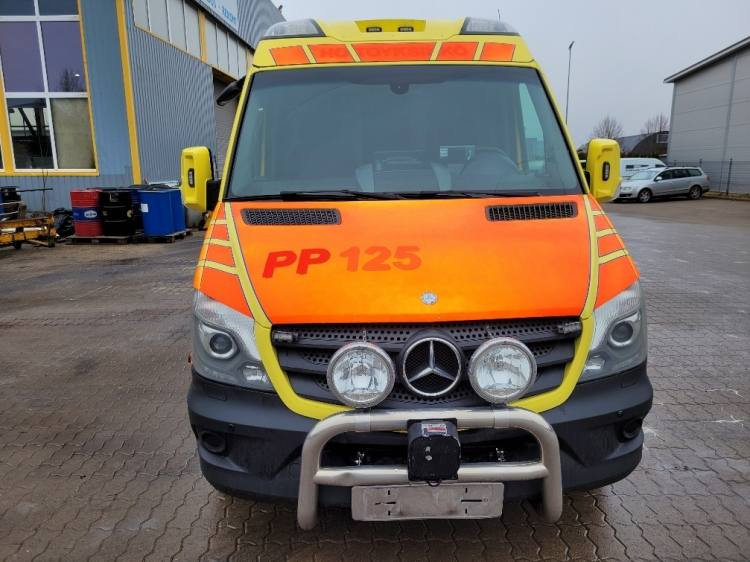 MERCEDES – BENZ SPRINTER 2.2D AMBULANCE (PROFILE) KLIMA 11.2014 EURO 5 - Ασθενοφόρο: φωτογραφία 2 MERCEDES – BENZ SPRINTER 2.2D AMBULANCE (PROFILE) KLIMA 11.2014 EURO 5 - Ασθενοφόρο: φωτογραφία 2