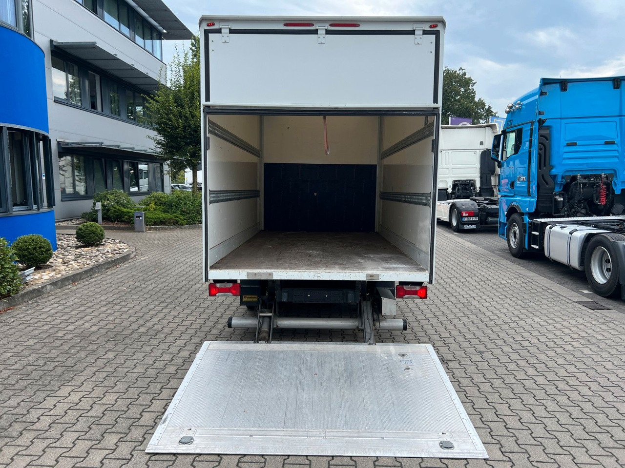Iveco Daily 35S15, Hebebühne - Επαγγελματικό αυτοκίνητο κόφα: φωτογραφία 4 Iveco Daily 35S15, Hebebühne - Επαγγελματικό αυτοκίνητο κόφα: φωτογραφία 4