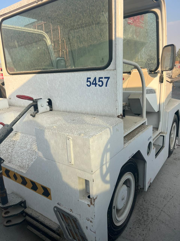 Schopf Rofan ZDi Diesel Tractor 8Tons - Ελκυστήρας αεροσκαφών: φωτογραφία 2 Schopf Rofan ZDi Diesel Tractor 8Tons - Ελκυστήρας αεροσκαφών: φωτογραφία 2