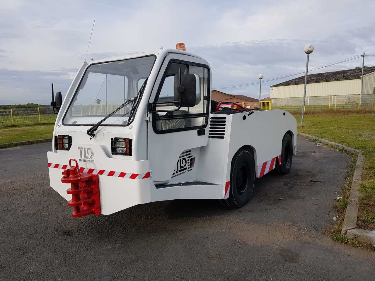 TLD Pushback TMX150-12 - Ελκυστήρας αεροσκαφών: φωτογραφία 1 TLD Pushback TMX150-12 - Ελκυστήρας αεροσκαφών: φωτογραφία 1