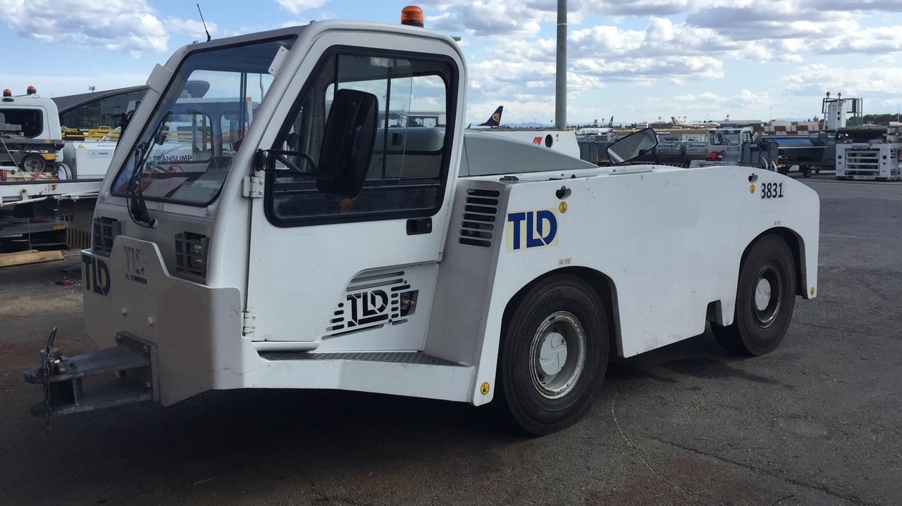 TLD TMX150-9 - Ελκυστήρας αεροσκαφών: φωτογραφία 3 TLD TMX150-9 - Ελκυστήρας αεροσκαφών: φωτογραφία 3