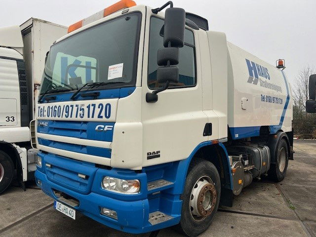 DAF 65 FA65.180 CF - Σάρωθρο δρόμων: φωτογραφία 1 DAF 65 FA65.180 CF - Σάρωθρο δρόμων: φωτογραφία 1