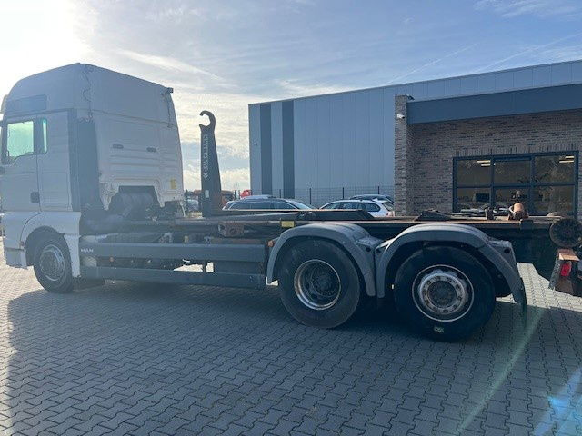 MAN TGA 26.440 .440 6x2 - Φορτηγό μεταφοράς εμπορευματοκιβωτίων/ Κινητό αμάξωμα: φωτογραφία 3 MAN TGA 26.440 .440 6x2 - Φορτηγό μεταφοράς εμπορευματοκιβωτίων/ Κινητό αμάξωμα: φωτογραφία 3