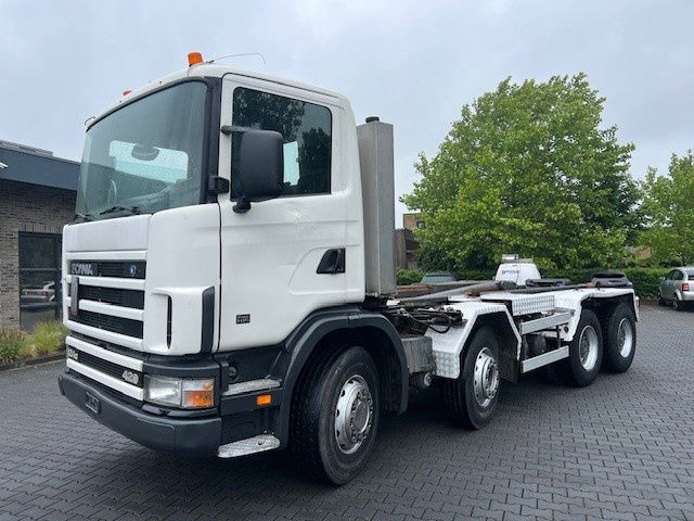 Scania R124-420 .420 8x4 - Φορτηγό μεταφοράς εμπορευματοκιβωτίων/ Κινητό αμάξωμα: φωτογραφία 2 Scania R124-420 .420 8x4 - Φορτηγό μεταφοράς εμπορευματοκιβωτίων/ Κινητό αμάξωμα: φωτογραφία 2