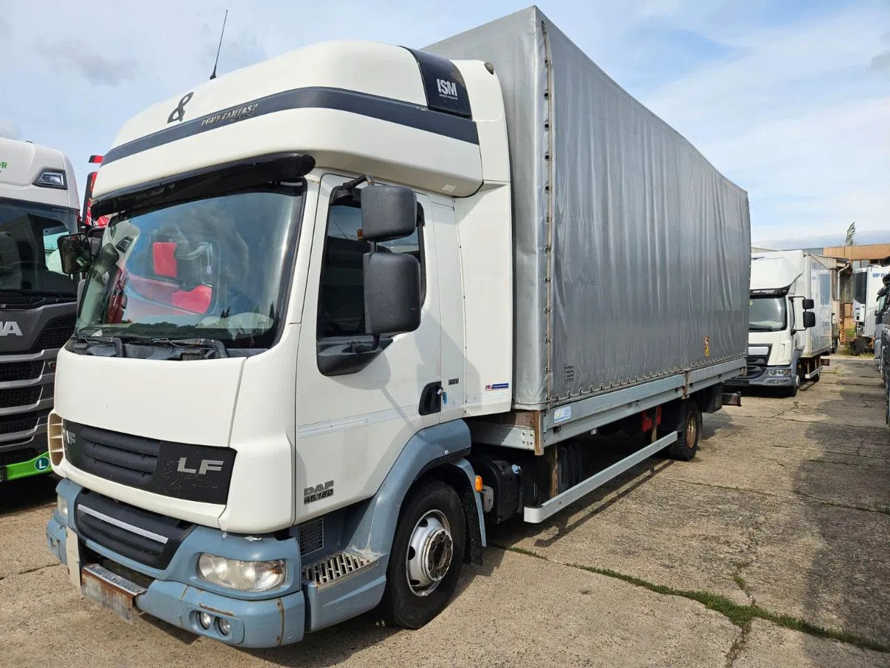 DAF LF 45.180 EEV - More units in stock! - Επαγγελματικό αυτοκίνητο με μουσαμά: φωτογραφία 1 DAF LF 45.180 EEV - More units in stock! - Επαγγελματικό αυτοκίνητο με μουσαμά: φωτογραφία 1