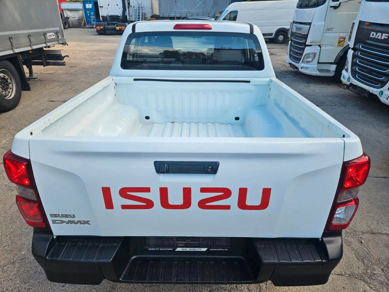 Isuzu D-Max 2H, 4H, 4L - SUV: φωτογραφία 5 Isuzu D-Max 2H, 4H, 4L - SUV: φωτογραφία 5