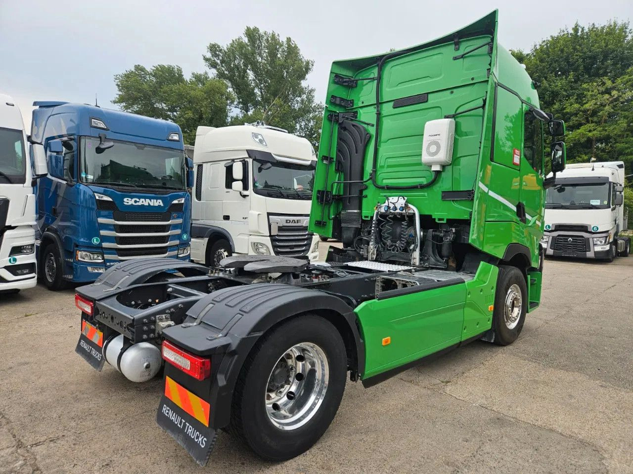 Renault T520 HSC, Navi, Standklima, Horns, Full Spoiler, - Τράκτορας: φωτογραφία 4 Renault T520 HSC, Navi, Standklima, Horns, Full Spoiler, - Τράκτορας: φωτογραφία 4