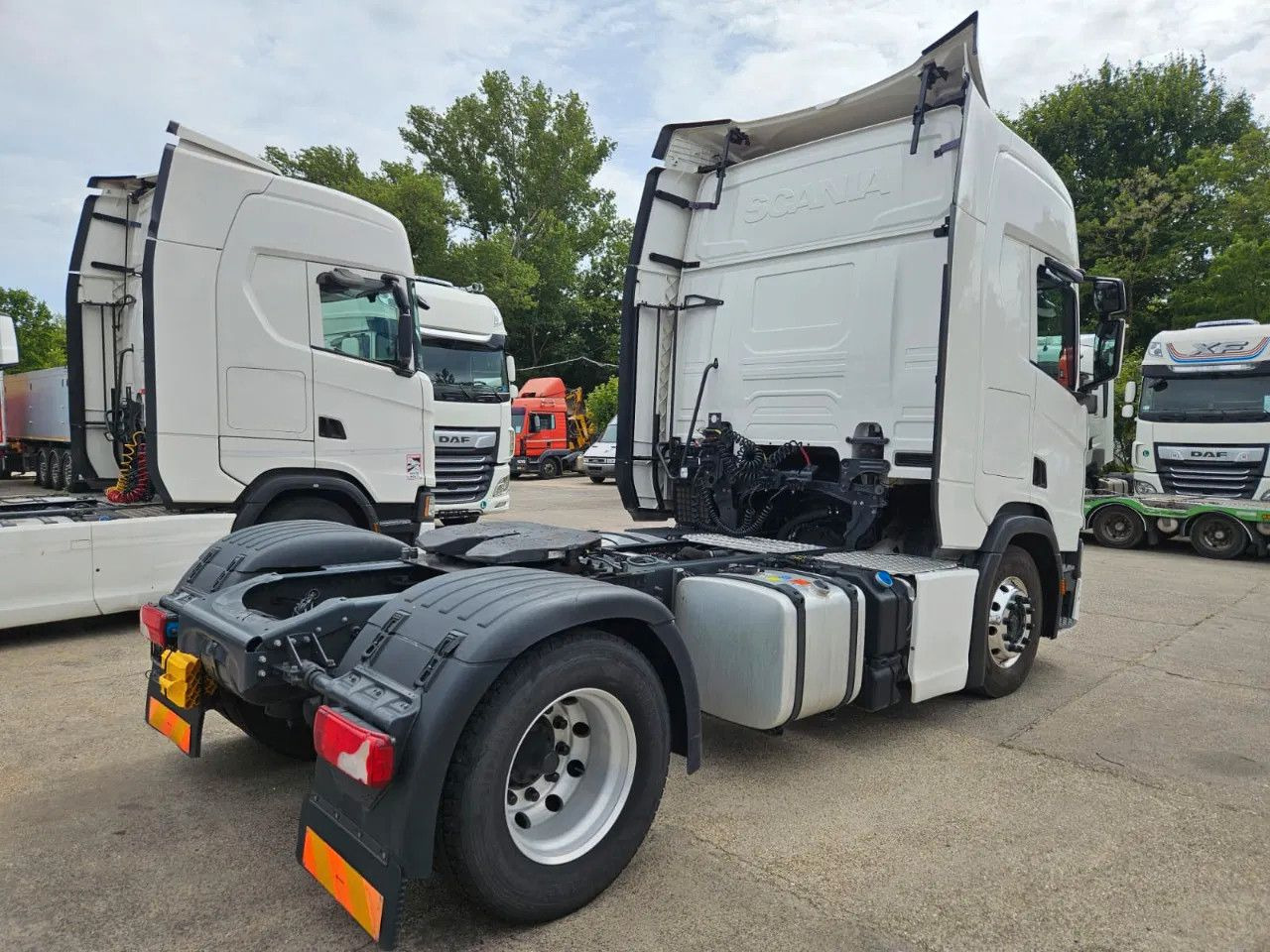 Scania R450 Alloy wheels, Stand Klima, Navi, 2 units - Τράκτορας: φωτογραφία 4 Scania R450 Alloy wheels, Stand Klima, Navi, 2 units - Τράκτορας: φωτογραφία 4