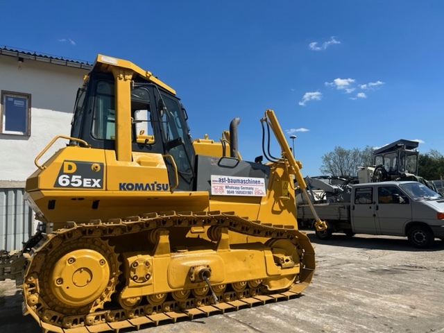 KOMATSU D65EX12 mit Ripperventil - Μπουλντόζα: φωτογραφία 2 KOMATSU D65EX12 mit Ripperventil - Μπουλντόζα: φωτογραφία 2