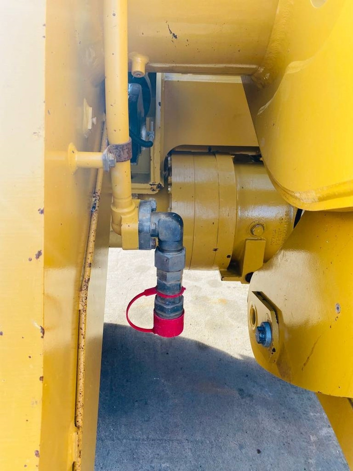 Ελαστιχοφόρος φορτωτής CAT 950 GC: φωτογραφία 10 Ελαστιχοφόρος φορτωτής CAT 950 GC: φωτογραφία 10