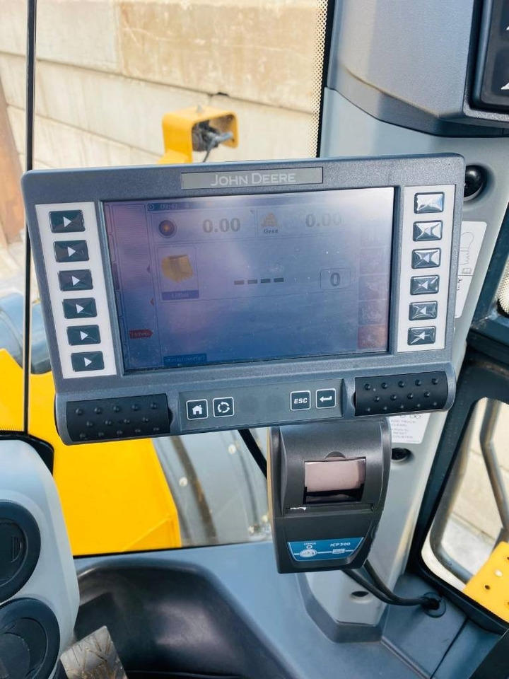 Μίσθωση John Deere 824p  John Deere 824p: φωτογραφία 11