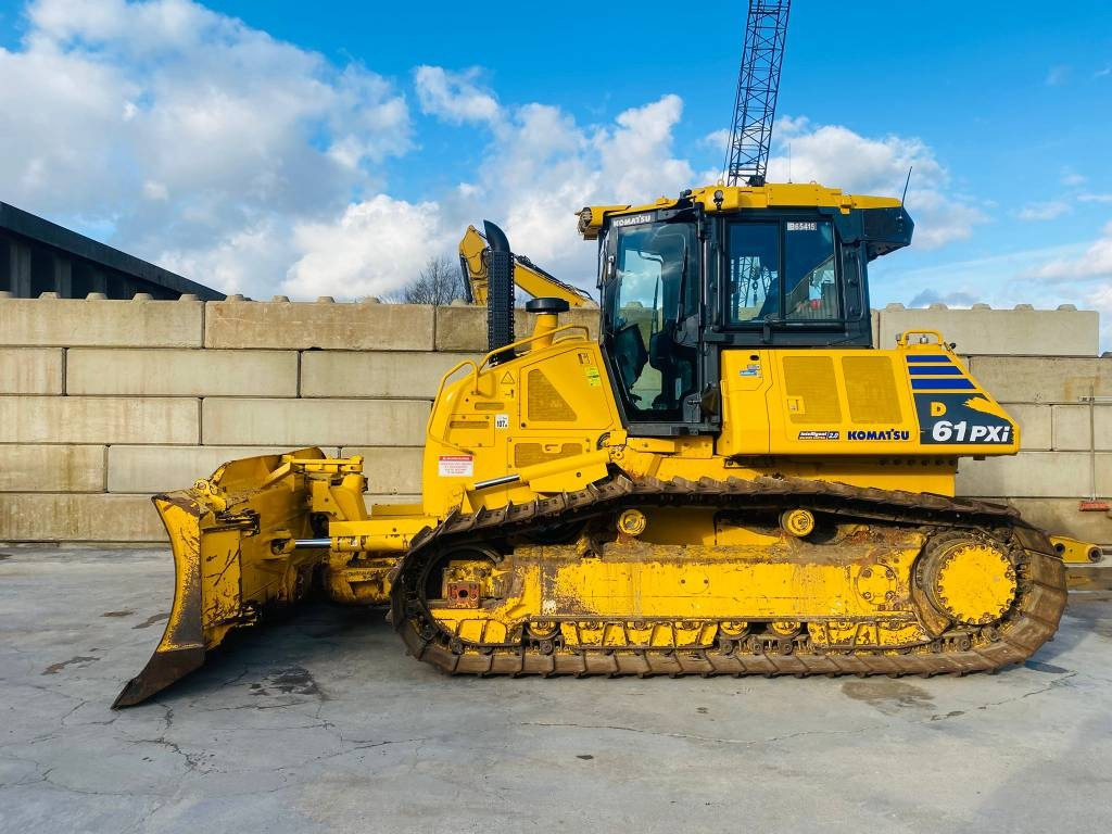 Komatsu D 61 PXi-24 - Μπουλντόζα: φωτογραφία 1 Komatsu D 61 PXi-24 - Μπουλντόζα: φωτογραφία 1
