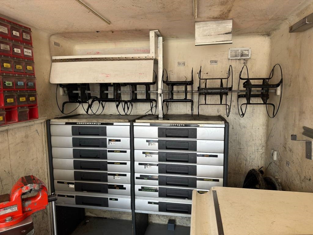 Mercedes-Benz Sprinter 2.2 Ambulance - Κατασκευή μηχανήματα: φωτογραφία 2 Mercedes-Benz Sprinter 2.2 Ambulance - Κατασκευή μηχανήματα: φωτογραφία 2