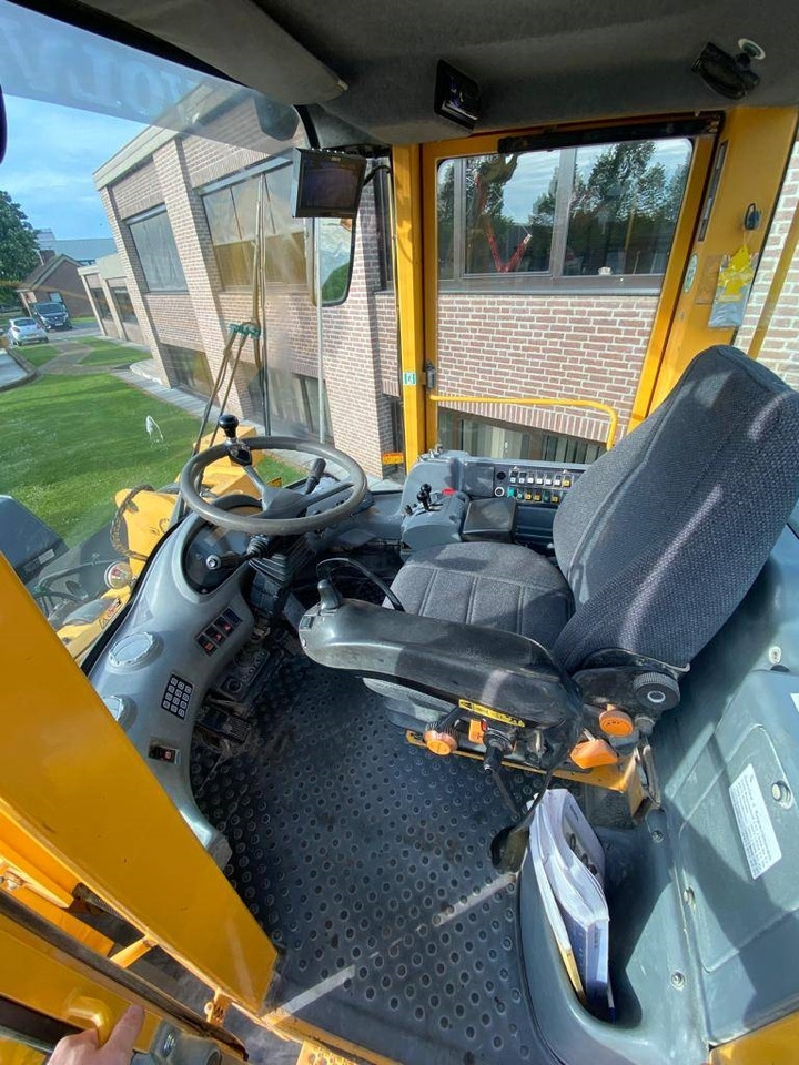 Ελαστιχοφόρος φορτωτής Volvo L 120e cdc steering: φωτογραφία 7