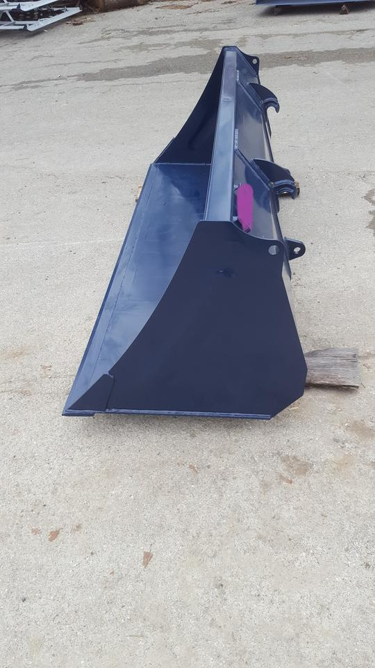 Schaufel 2,2m Euro Schlepper Frontladerschaufel Hoflader Weideman - Κουβάς για φορτωτή: φωτογραφία 2 Schaufel 2,2m Euro Schlepper Frontladerschaufel Hoflader Weideman - Κουβάς για φορτωτή: φωτογραφία 2