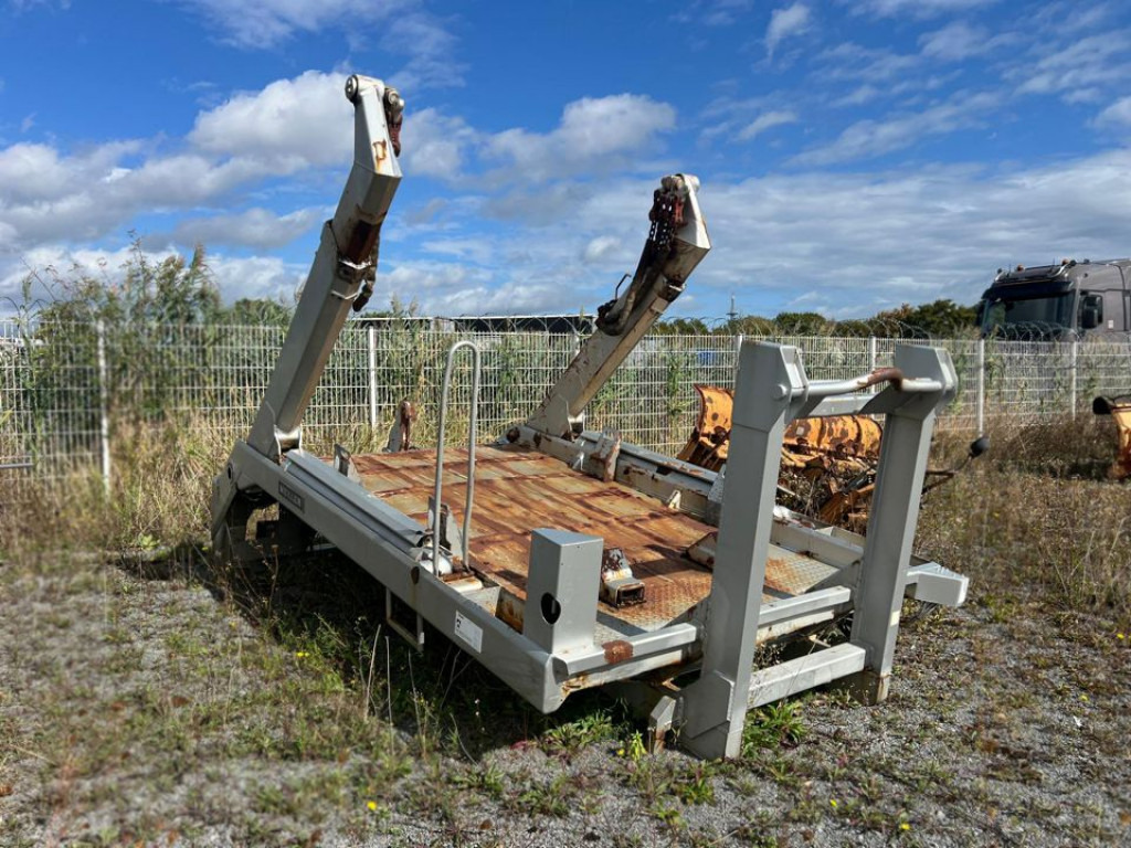 Abrollcontainer Abrollcont. als Meiller Absetzkipper - Φορτηγό φόρτωσης γάντζου: φωτογραφία 3 Abrollcontainer Abrollcont. als Meiller Absetzkipper - Φορτηγό φόρτωσης γάντζου: φωτογραφία 3