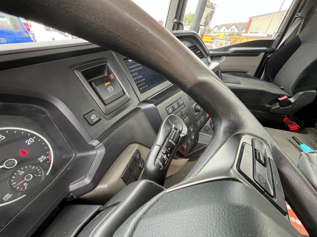 Φορτηγό ανατρεπόμενο MAN MAN TG-S 4-Achs Kipper 37.470 8x4 Meiller Bordmatik: φωτογραφία 8