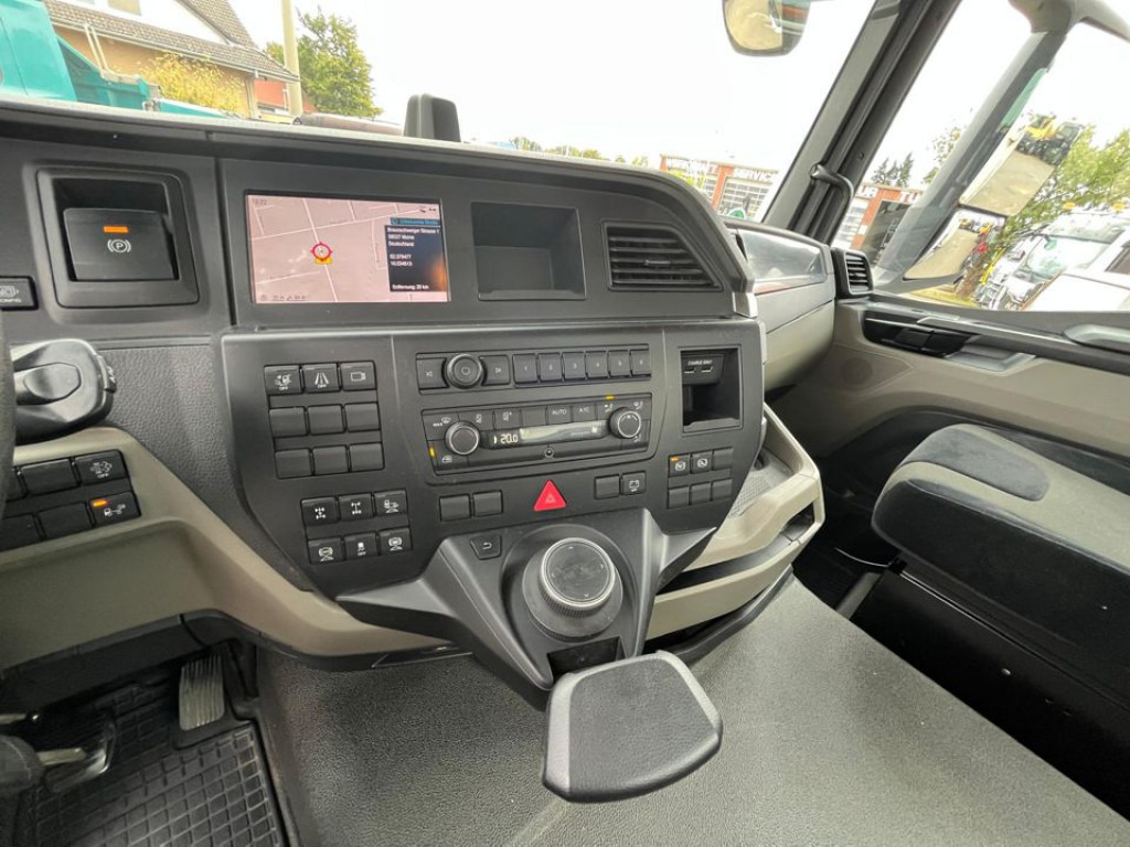 Φορτηγό ανατρεπόμενο MAN MAN TG-S 4-Achs Kipper 37.470 8x4 Meiller Bordmatik: φωτογραφία 10