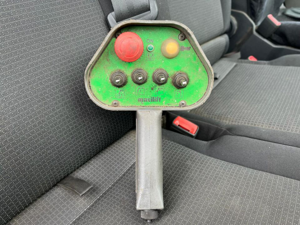 MAN TG-E 6.120 Pritsche Heckkran Funk - Μικρό φορτηγό με καρότσα: φωτογραφία 2 MAN TG-E 6.120 Pritsche Heckkran Funk - Μικρό φορτηγό με καρότσα: φωτογραφία 2