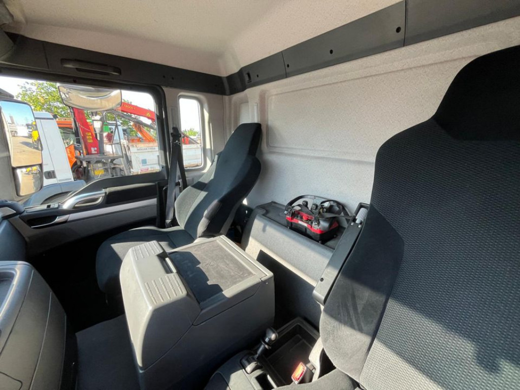 MAN TG-S 26.400 6x2-2 BL Pritsche Heckkran 5xhydr.Ausschub, Funk - Φορτηγό με ανοιχτή καρότσα, Φορτηγό με γερανό: φωτογραφία 2 MAN TG-S 26.400 6x2-2 BL Pritsche Heckkran 5xhydr.Ausschub, Funk - Φορτηγό με ανοιχτή καρότσα, Φορτηγό με γερανό: φωτογραφία 2