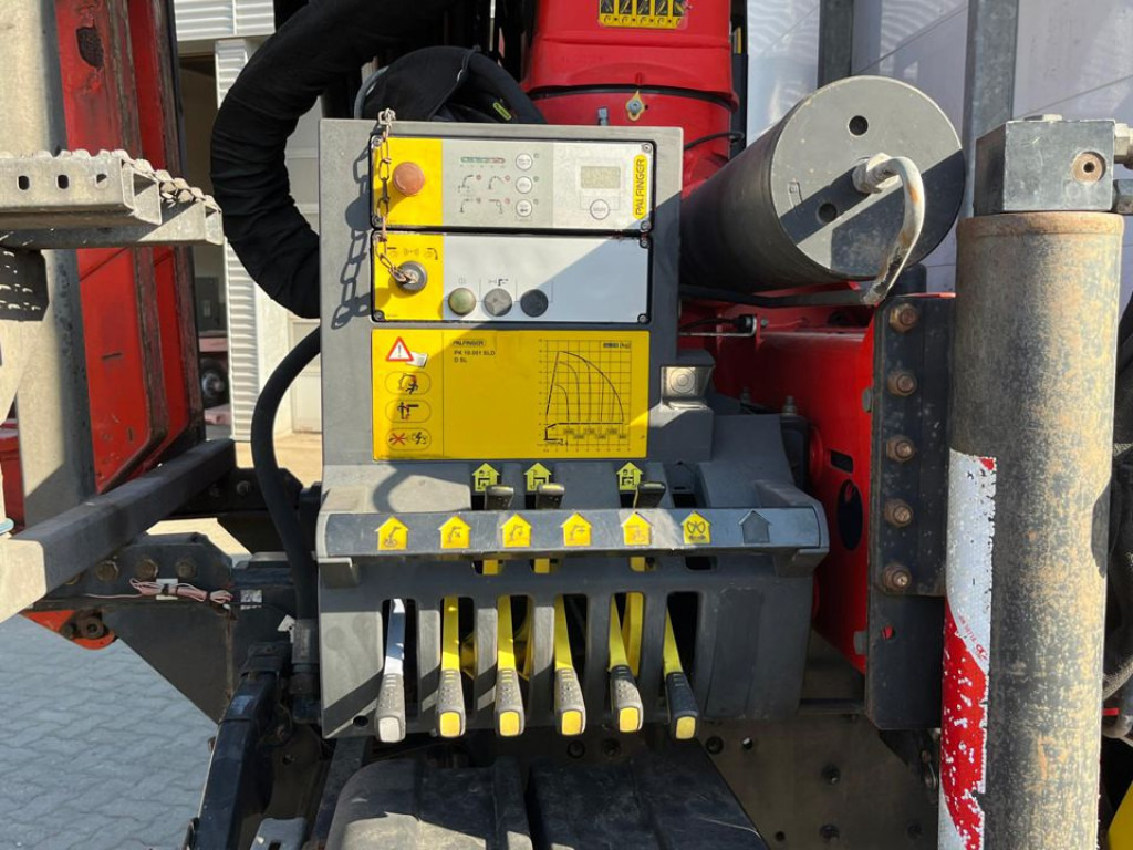 MAN TG-S 26.400 6x2-2 BL Pritsche Heckkran 5xhydr.Ausschub, Funk - Φορτηγό με ανοιχτή καρότσα, Φορτηγό με γερανό: φωτογραφία 4 MAN TG-S 26.400 6x2-2 BL Pritsche Heckkran 5xhydr.Ausschub, Funk - Φορτηγό με ανοιχτή καρότσα, Φορτηγό με γερανό: φωτογραφία 4