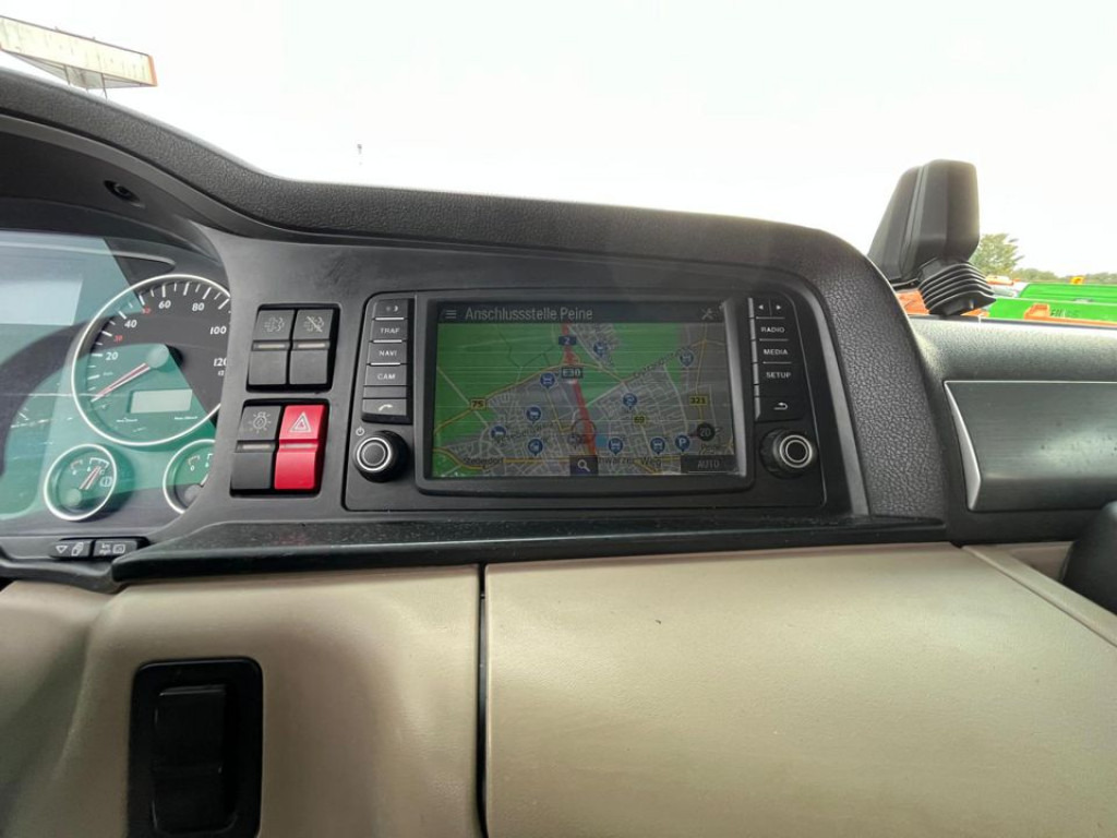 MAN TG-X 26.460 6x2-2 BL Pritsche Kran PK 24.001 Funk Lenk - Φορτηγό με ανοιχτή καρότσα, Φορτηγό με γερανό: φωτογραφία 4 MAN TG-X 26.460 6x2-2 BL Pritsche Kran PK 24.001 Funk Lenk - Φορτηγό με ανοιχτή καρότσα, Φορτηγό με γερανό: φωτογραφία 4