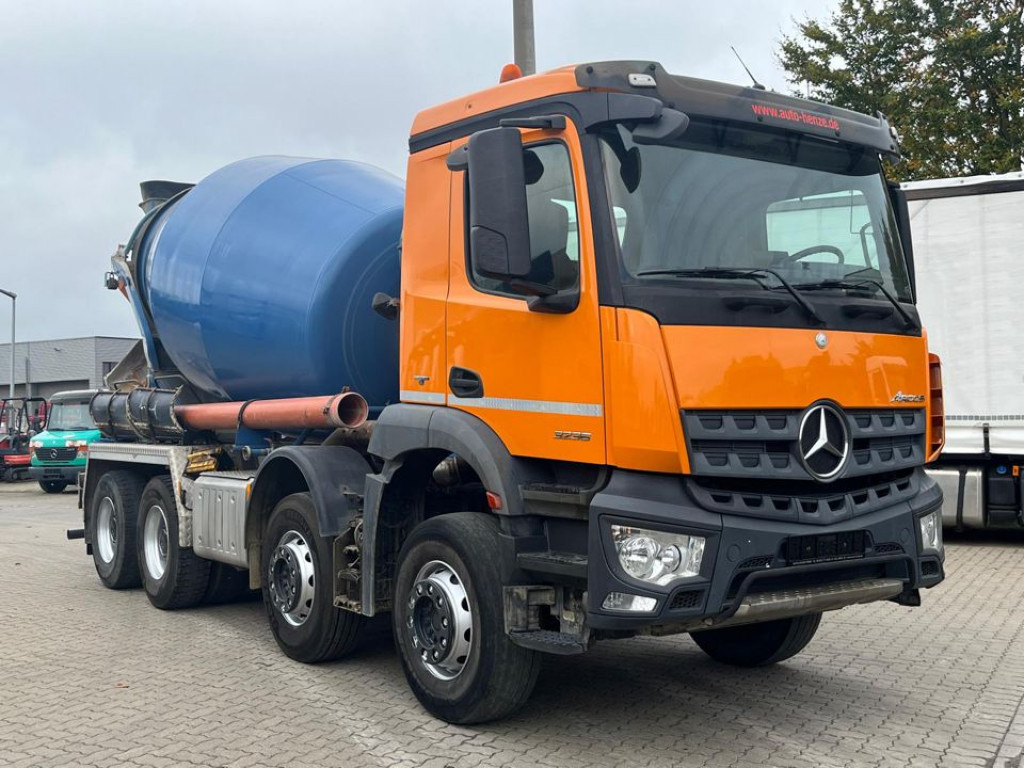 MERCEDES-BENZ Arocs 3236 8x4 Betonmischer Deutsch Top AP Achsen - Φορτηγό: φωτογραφία 4 MERCEDES-BENZ Arocs 3236 8x4 Betonmischer Deutsch Top AP Achsen - Φορτηγό: φωτογραφία 4