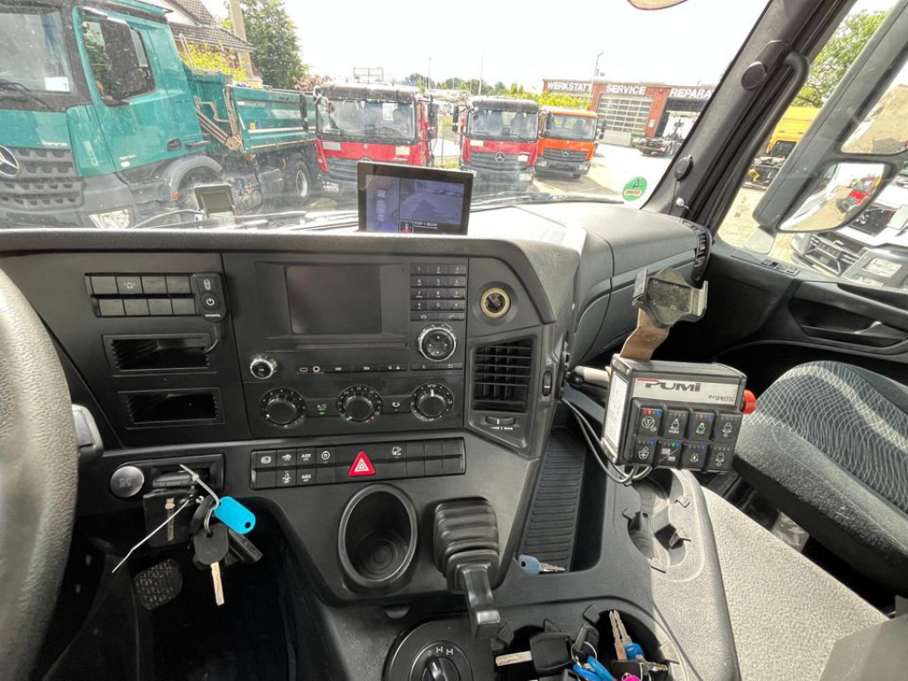 Μίσθωση MERCEDES-BENZ Arocs 3240 B 8x4 Betonmischer Deutsch Top AP Achsen MERCEDES-BENZ Arocs 3240 B 8x4 Betonmischer Deutsch Top AP Achsen: φωτογραφία 14