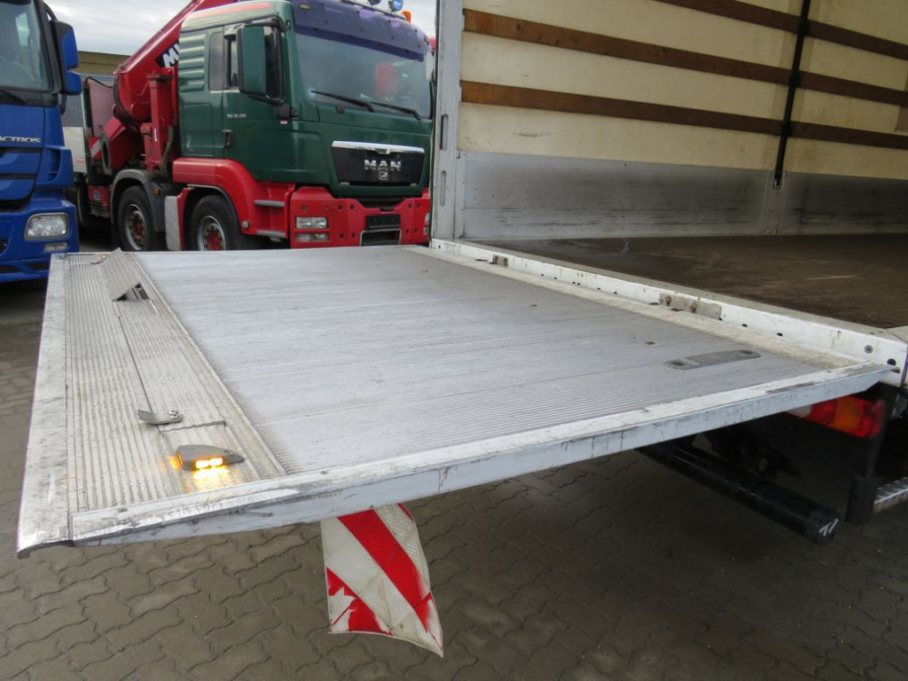 MERCEDES-BENZ Atego 818 L Pritsche LBW LBW 1 to AHK+Luftans - Επαγγελματικό αυτοκίνητο με μουσαμά: φωτογραφία 4 MERCEDES-BENZ Atego 818 L Pritsche LBW LBW 1 to AHK+Luftans - Επαγγελματικό αυτοκίνητο με μουσαμά: φωτογραφία 4